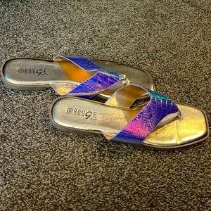 Women’s sandals new never worn great condition